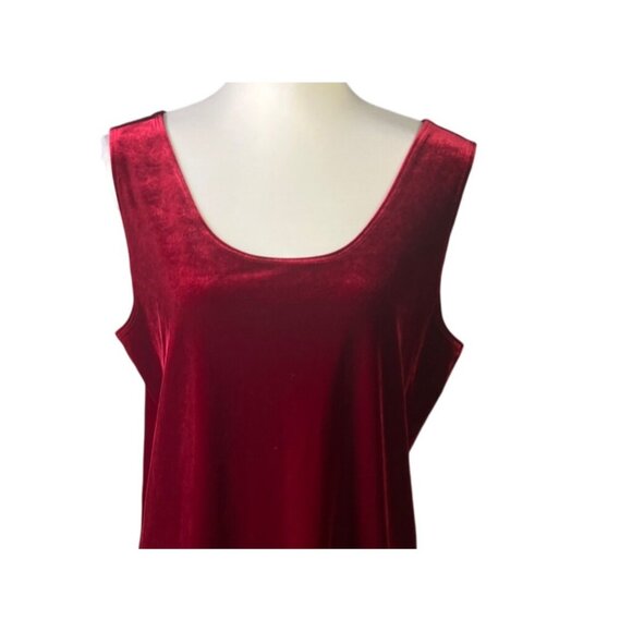 Chico's Red Velvet Tank Top Sleeveless Scoop Neck Relaxed Fit Soft Fabric Size L - Picture 2 of 7